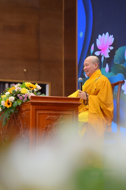 Dharma Talk Let's practice to end suffering in the 99th Seven-Day Retreat