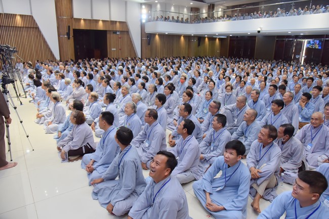 Dharma Talk Let's practice to end suffering in the 99th Seven-Day Retreat
