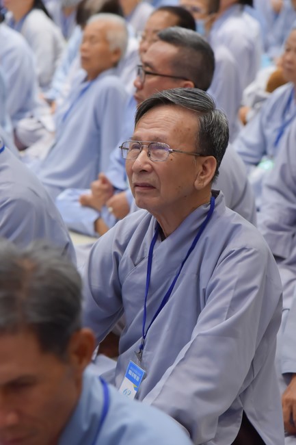 Dharma Talk Let's practice to end suffering in the 99th Seven-Day Retreat