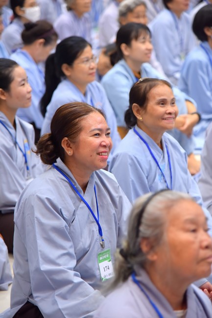 Dharma Talk Let's practice to end suffering in the 99th Seven-Day Retreat