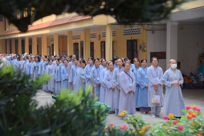 Dharma Talk Let's practice to end suffering in the 99th Seven-Day Retreat