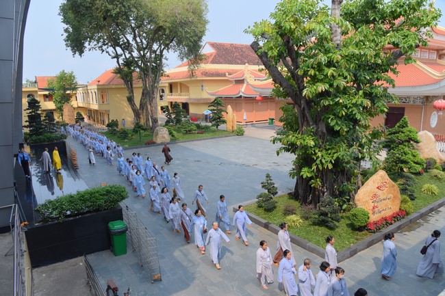 Dharma Talk Let's practice to end suffering in the 99th Seven-Day Retreat