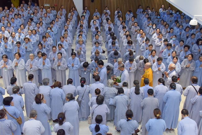 Dharma Talk Let's practice to end suffering in the 99th Seven-Day Retreat