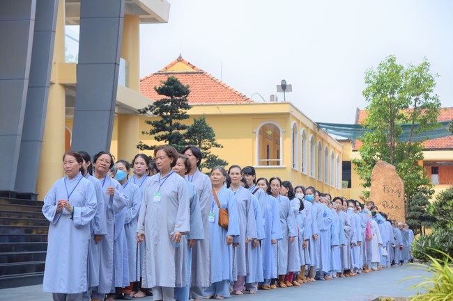 Dharma Talk Let's practice to end suffering in the 99th Seven-Day Retreat