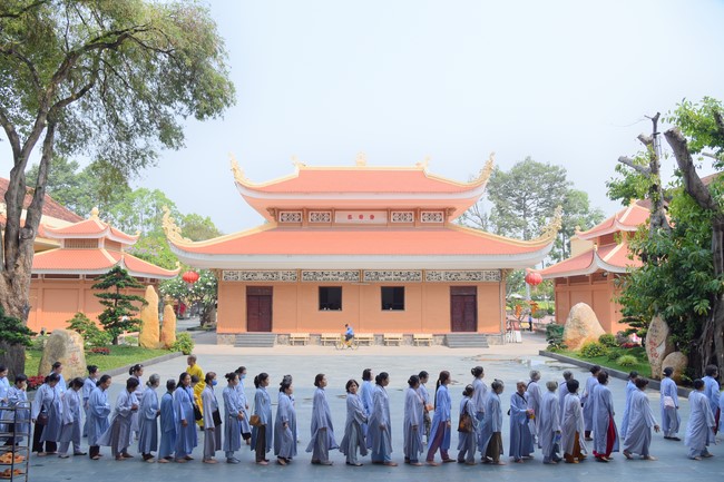 Dharma Talk Let's practice to end suffering in the 99th Seven-Day Retreat