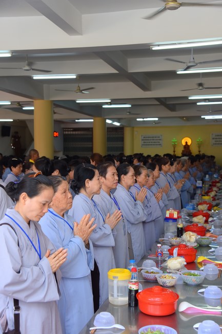 Dharma Talk Let's practice to end suffering in the 99th Seven-Day Retreat