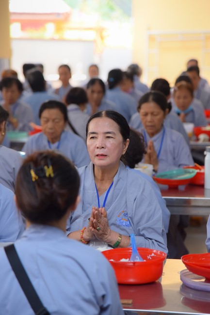 Dharma Talk Let's practice to end suffering in the 99th Seven-Day Retreat