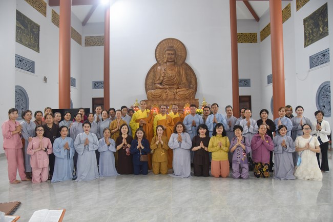 Welcome the delegation of Nhat Phap Pagoda & Three-Jewel refuge ceremony at Dang Phap Pagoda, Binh Phuoc