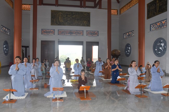 Welcome the delegation of Nhat Phap Pagoda & Three-Jewel refuge ceremony at Dang Phap Pagoda, Binh Phuoc