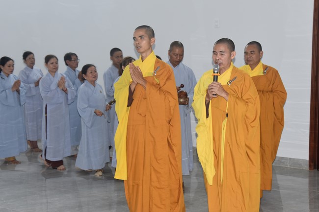 Welcome the delegation of Nhat Phap Pagoda & Three-Jewel refuge ceremony at Dang Phap Pagoda, Binh Phuoc