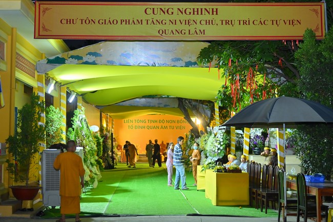 Ritual of visiting and paying homage to Most Venerable Thich Giac Quang’s Body