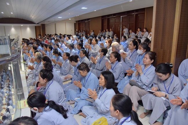 Fourth day of the 99th Seven-Day Retreat