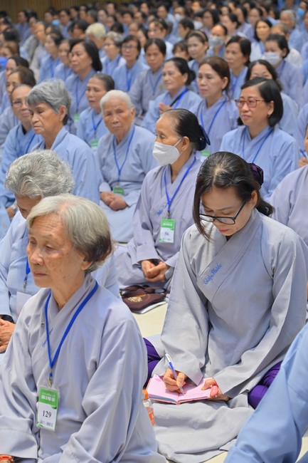 Fourth day of the 99th Seven-Day Retreat