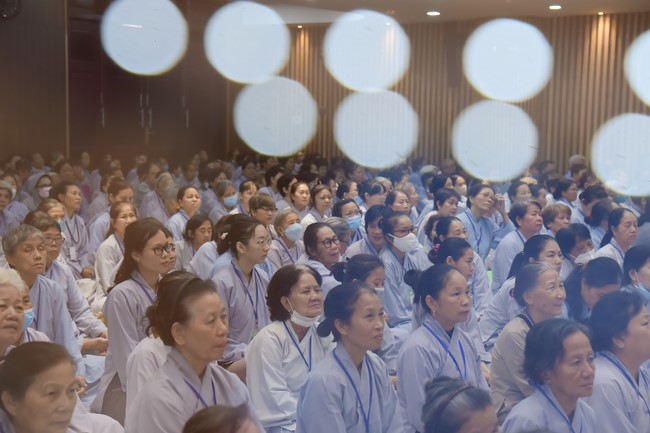 Fourth day of the 99th Seven-Day Retreat