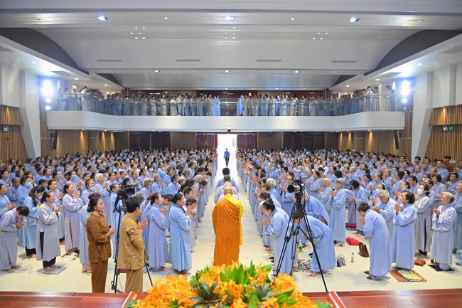 Fourth day of the 99th Seven-Day Retreat