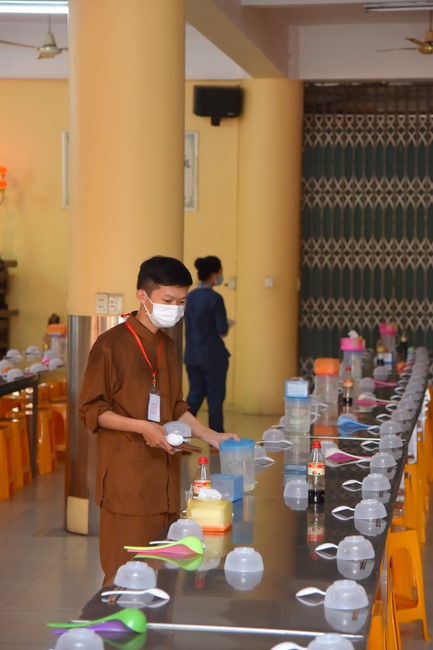 Fourth day of the 99th Seven-Day Retreat