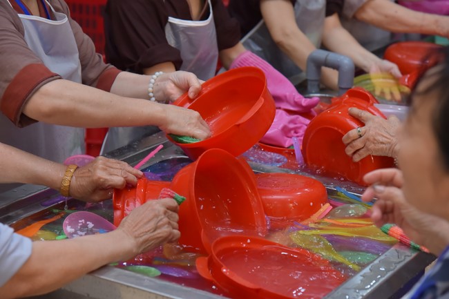 Fourth day of the 99th Seven-Day Retreat