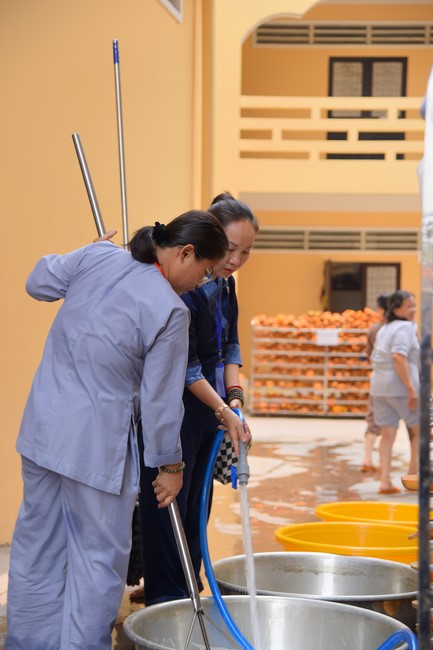 Fourth day of the 99th Seven-Day Retreat