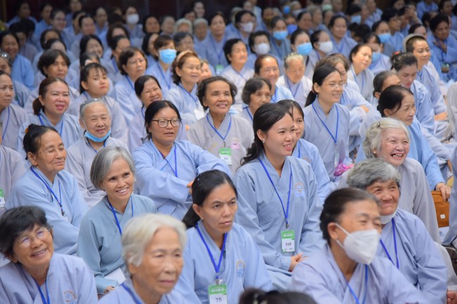 Fourth day of the 99th Seven-Day Retreat