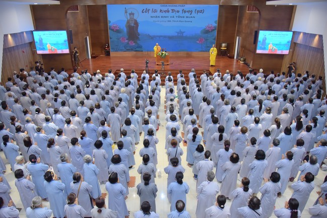 Fourth day of the 99th Seven-Day Retreat