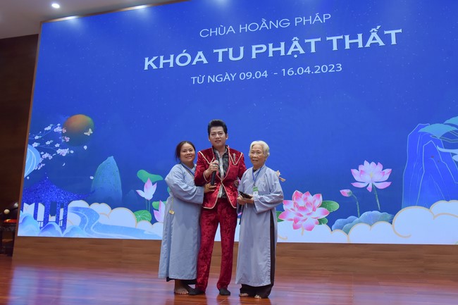 Fourth day of the 99th Seven-Day Retreat