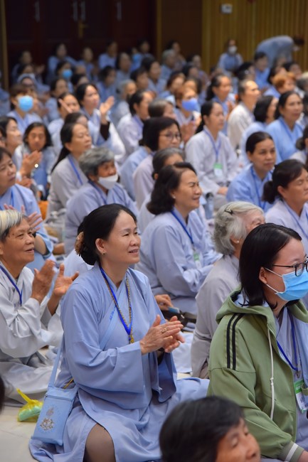 Fourth day of the 99th Seven-Day Retreat