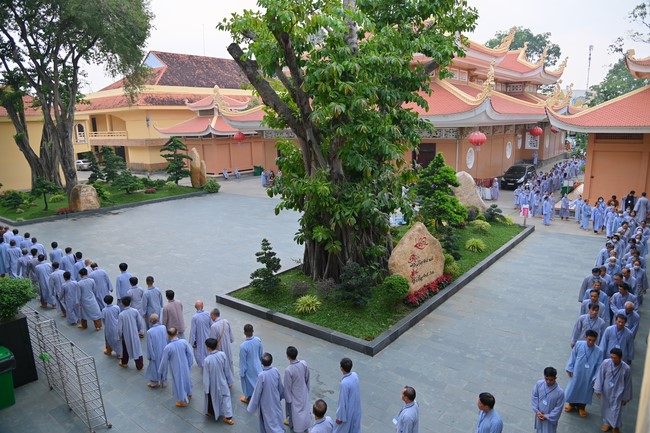 Fourth day of the 99th Seven-Day Retreat