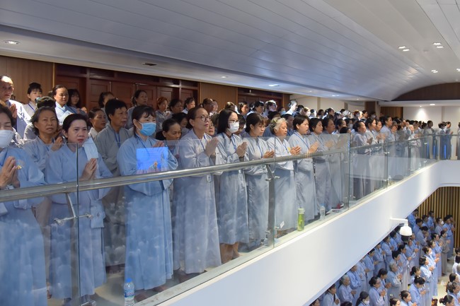 Fourth day of the 99th Seven-Day Retreat