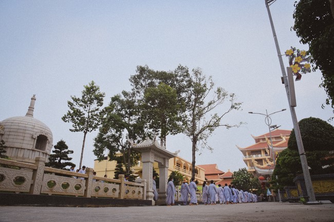 Fourth day of the 99th Seven-Day Retreat