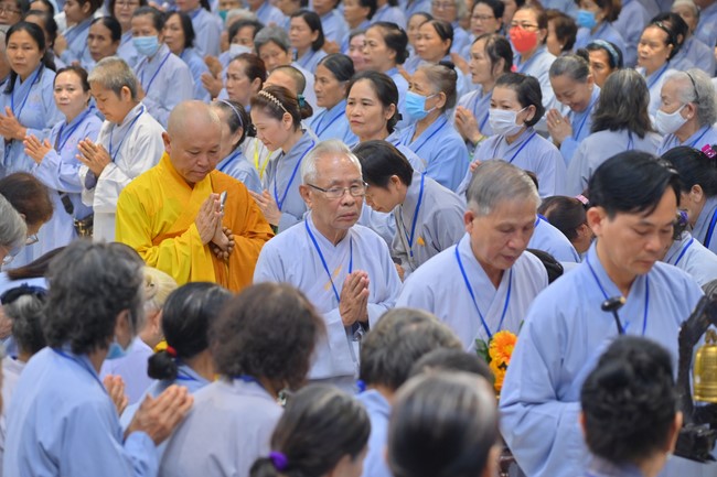 Fourth day of the 99th Seven-Day Retreat