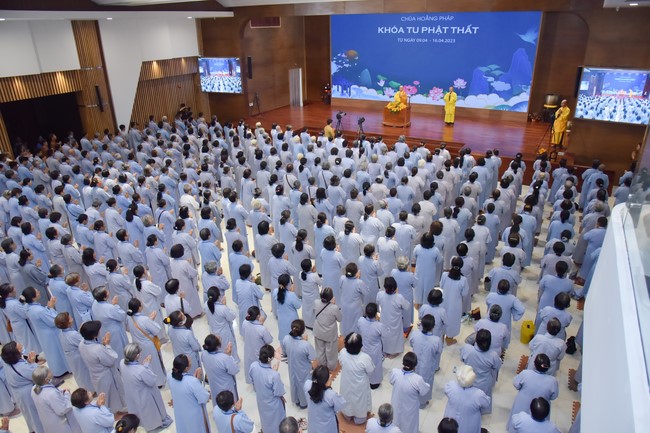 Fourth day of the 99th Seven-Day Retreat