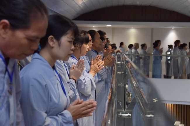 Fourth day of the 99th Seven-Day Retreat