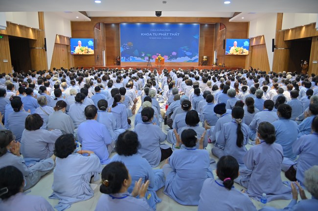 Fourth day of the 99th Seven-Day Retreat