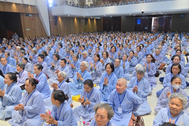 Fourth day of the 99th Seven-Day Retreat