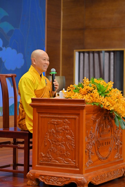 Fourth day of the 99th Seven-Day Retreat