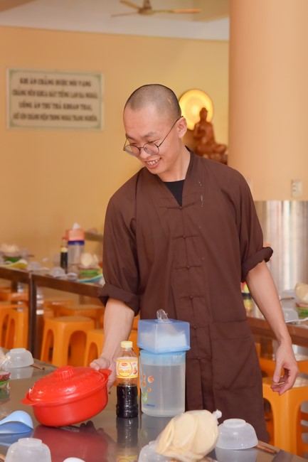 Dharma Talk Four things need to know to live happily in the 99th Seven-Day Retreat