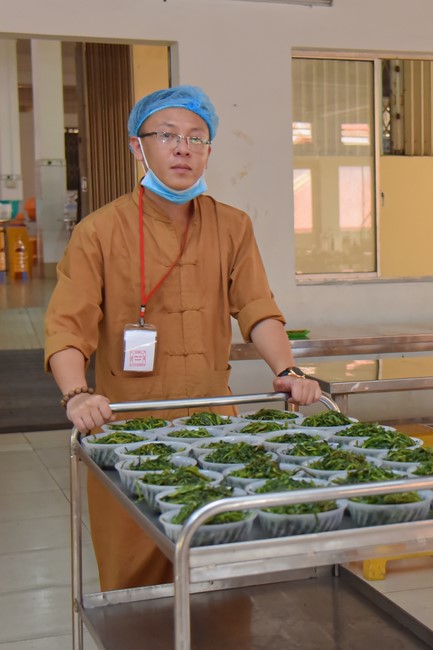 Dharma Talk Four things need to know to live happily in the 99th Seven-Day Retreat