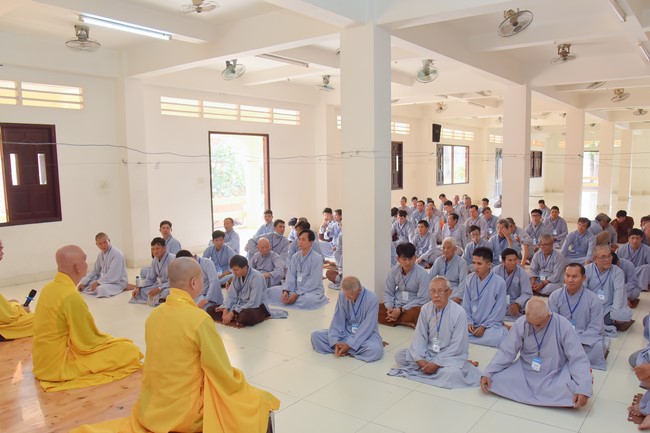 Dharma Talk Because of the Ego that suffers in the 99th Seven-Day Retreat