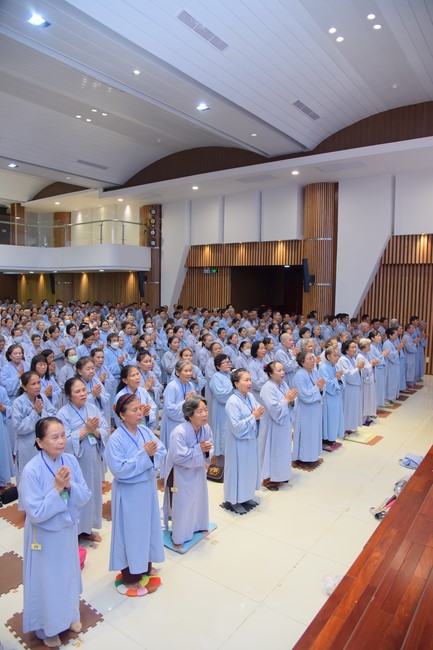 Dharma Talk Because of the Ego that suffers in the 99th Seven-Day Retreat