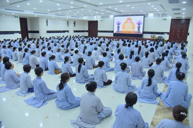 Dharma Talk Because of the Ego that suffers in the 99th Seven-Day Retreat