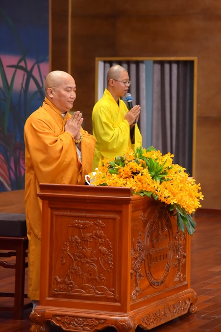 Dharma Talk Because of the Ego that suffers in the 99th Seven-Day Retreat