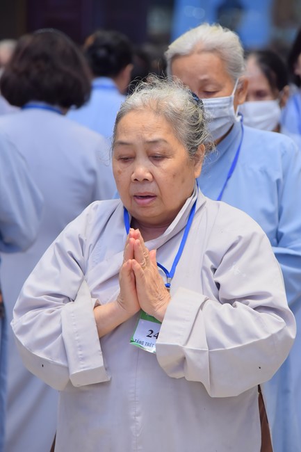 Dharma Talk Because of the Ego that suffers in the 99th Seven-Day Retreat