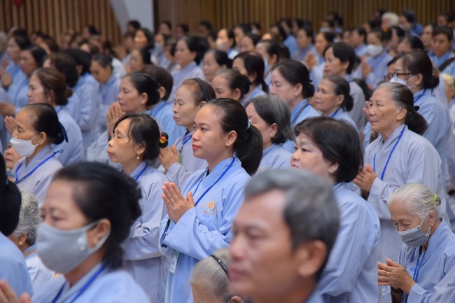 Dharma Talk Because of the Ego that suffers in the 99th Seven-Day Retreat