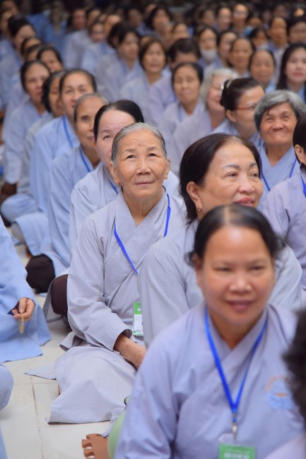 Dharma Talk Because of the Ego that suffers in the 99th Seven-Day Retreat