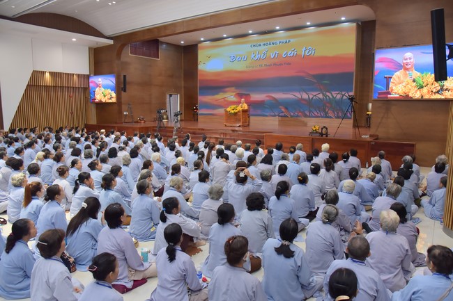 Dharma Talk Because of the Ego that suffers in the 99th Seven-Day Retreat