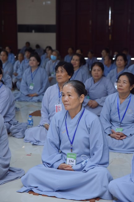 Dharma Talk Because of the Ego that suffers in the 99th Seven-Day Retreat