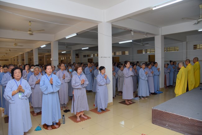 Dharma Talk Because of the Ego that suffers in the 99th Seven-Day Retreat