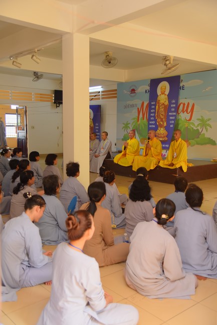 Dharma Talk Because of the Ego that suffers in the 99th Seven-Day Retreat