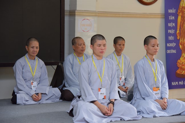 Dharma Talk Because of the Ego that suffers in the 99th Seven-Day Retreat