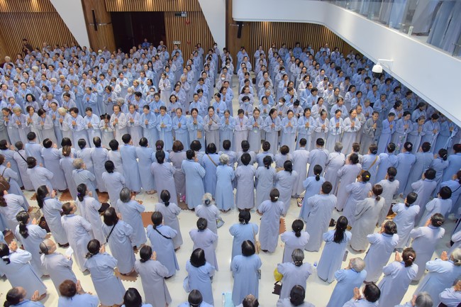 Dharma Talk Because of the Ego that suffers in the 99th Seven-Day Retreat